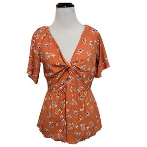 Daytrip medium Twist front floral Blouse